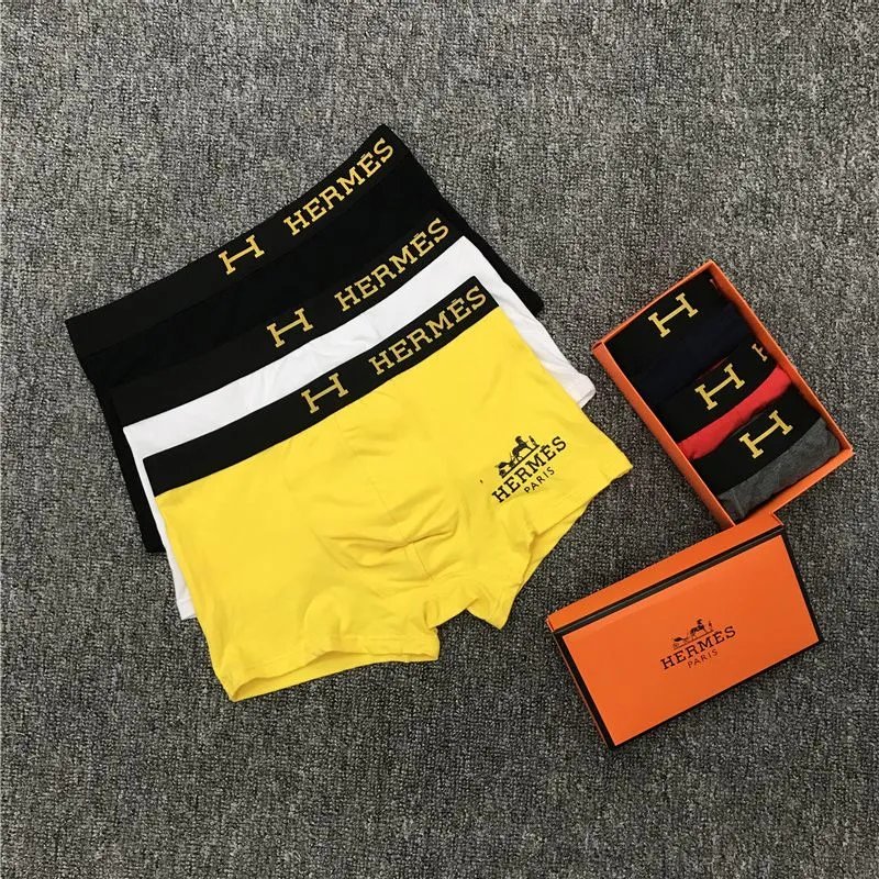 7 (2 Pairs black + white)