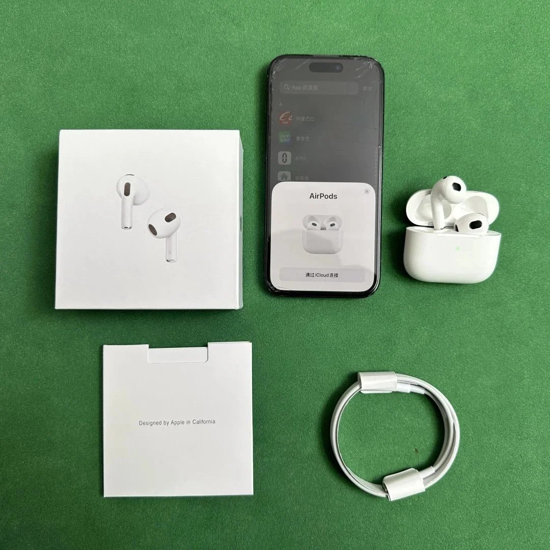AirPods 3  （四代）
