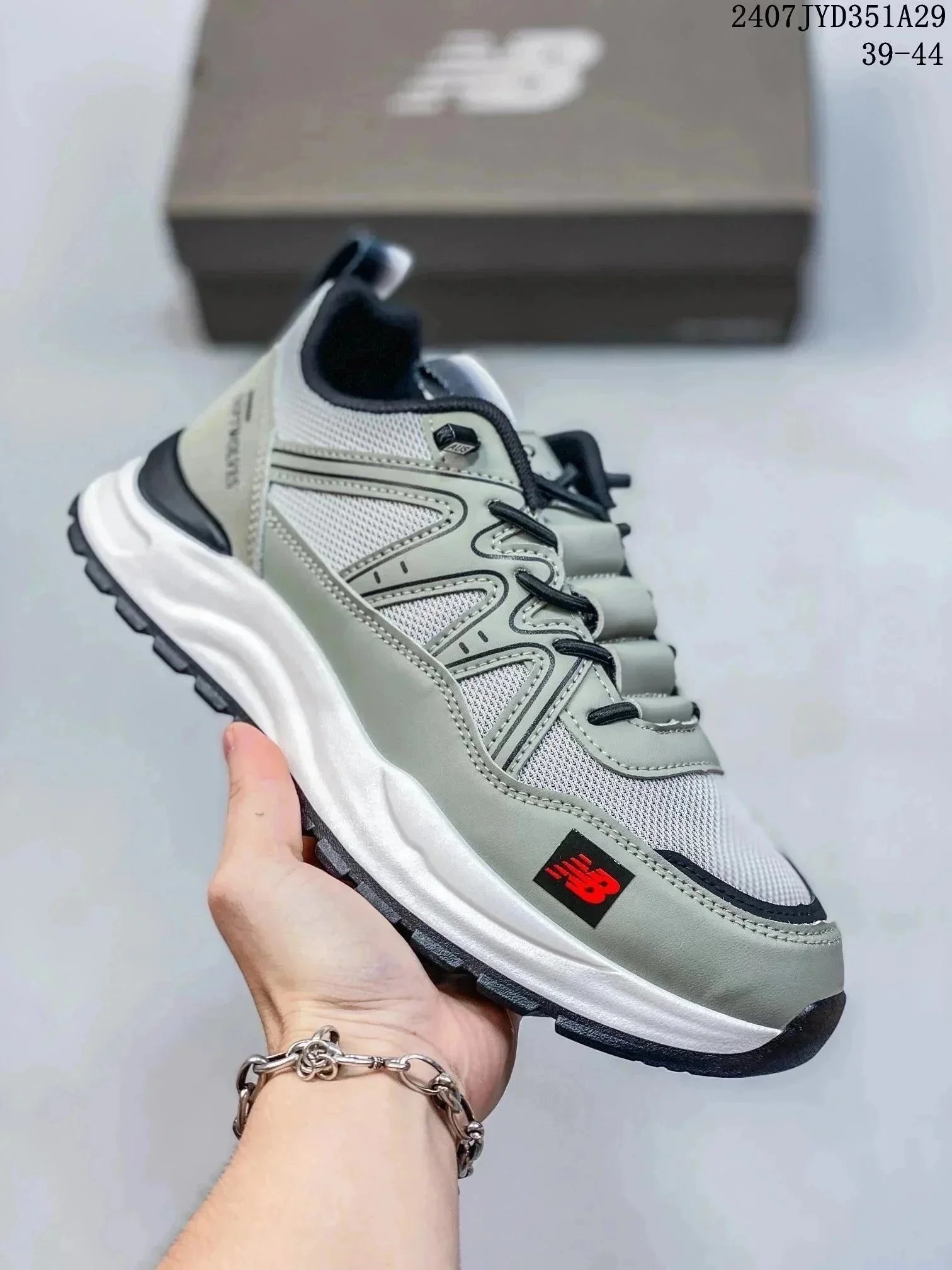 13绿色